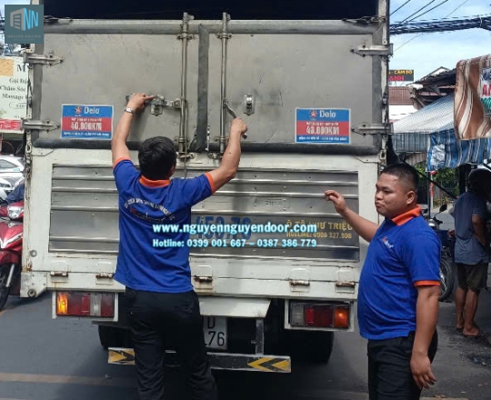 CỬA CUỐN TẤM LIỀN CÔNG NGHỆ ÚC TẠI BẾN THÀNH QUẦN 1