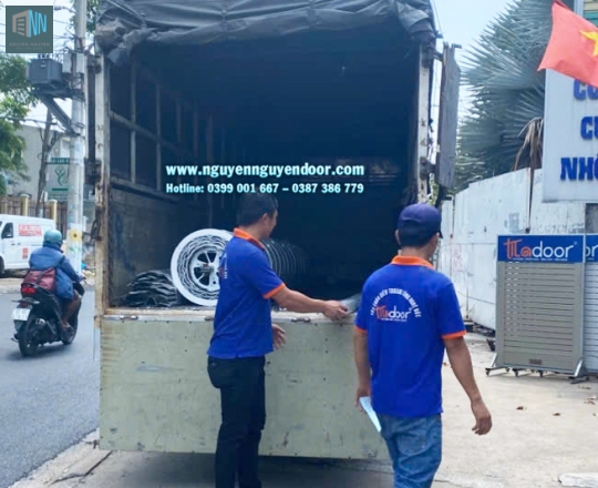 CỬA CUỐN KHE THOÁNG CÔNG NGHỆ ĐỨC TẠI ĐƯỜNG Ụ GHE 