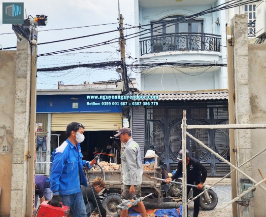 CỬA CUỐN KHE THOÁNG CÔNG NGHỆ ĐỨC TẠI QUỐC LỘ 13 CŨ