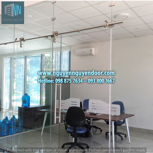 CỬA KÍNH BẢN LỀ SÀN