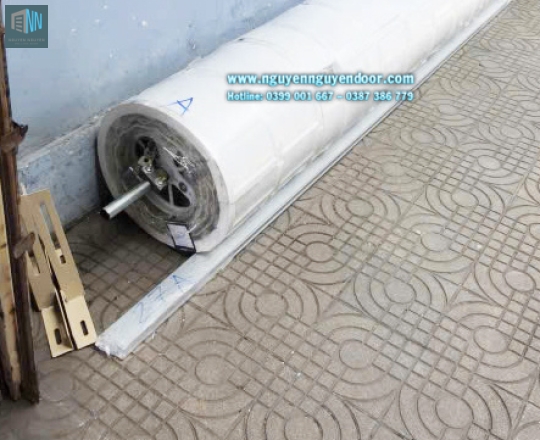 CỬA CUỐN TẤM LIỀN CÔNG NGHỆ ÚC TẠI VÕ VĂN NGÂN