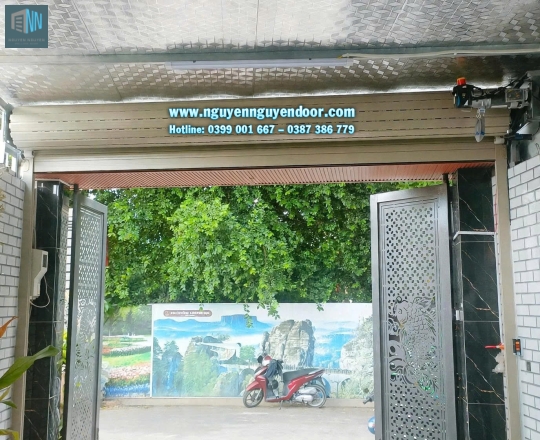 CỬA CUỐN CÔNG NGHỆ ĐỨC CHẾ ĐỘ KHE THOÁNG TẠI BÌNH CHIỀU