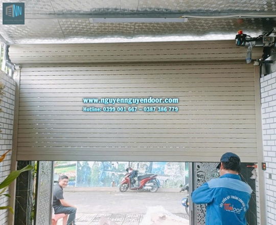 CỬA CUỐN CÔNG NGHỆ ĐỨC CHẾ ĐỘ KHE THOÁNG TẠI BÌNH CHIỀU