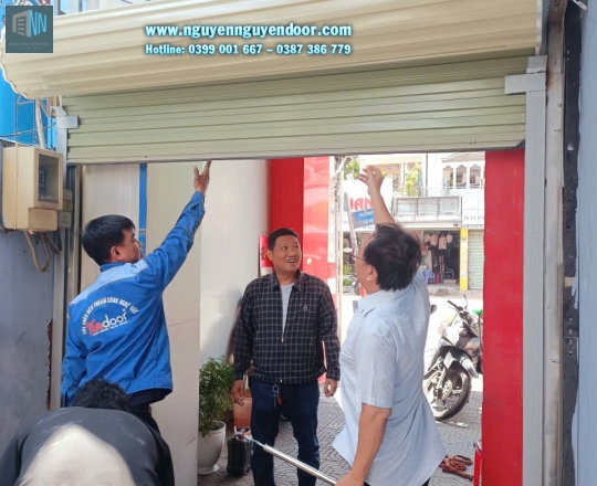 CỬA CUỐN TẤM LIỀN CÔNG NGHỆ ÚC TẠI VÕ VĂN NGÂN