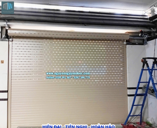 CỬA XỊN NHÀ SANG - CỬA CUỐN CÔNG NGHỆ ĐỨC CÔNG TRÌNH TẠI QUẬN 7