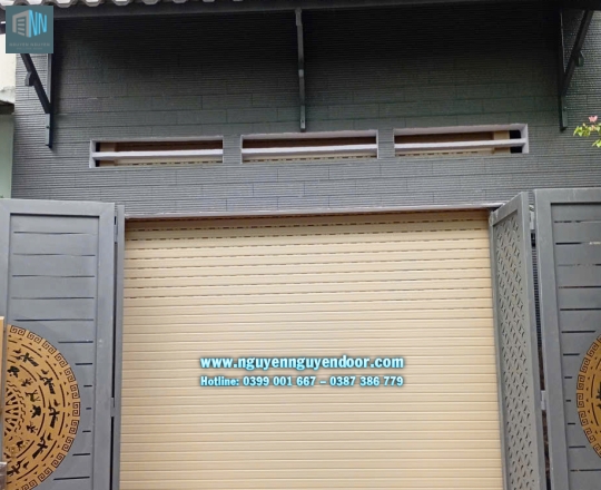 Nguyên Nguyễn Door không bán cửa rẻ nhất. Tụi em bán bộ cửa khiến khách hàng hài lòng nhất