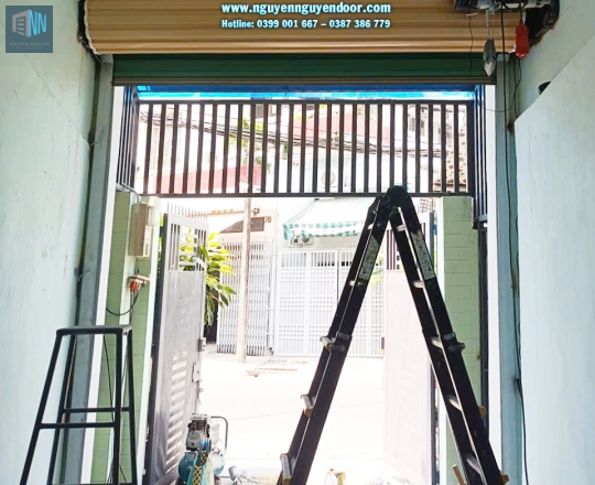 CỬA CUỐN TẤM LIỀN CÔNG NGHỆ ÚC SỬ DỤNG ĐỘNG CƠ TẠI QUẬN 11