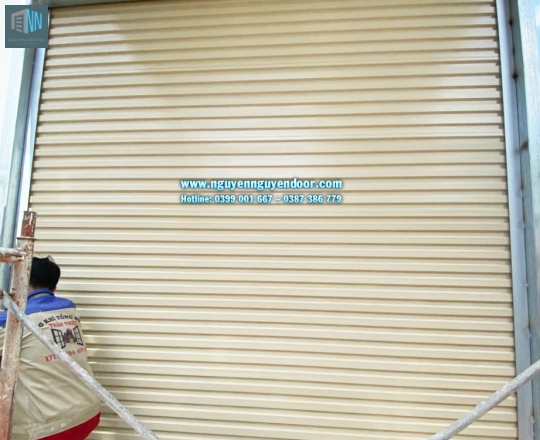 CỬA CUỐN TẤM LIÊN CÔNG NGHỆ ÚC VẬN HÀNH SIÊU NHẸ NHÀNG