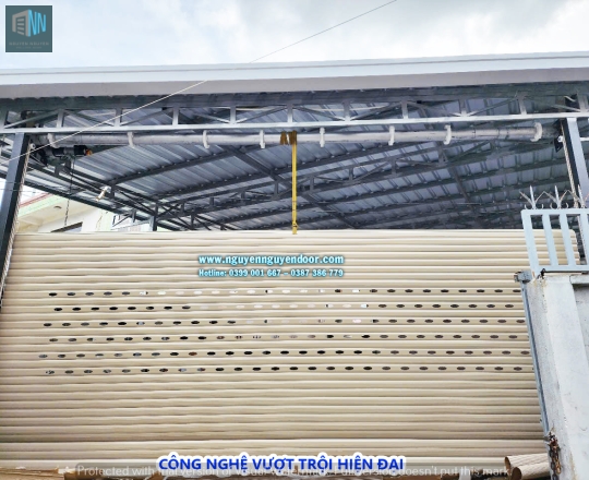 CỬA CUỐN LÁ BÍT CÔNG NGHỆ ĐỨC TẠI TRẦN HƯNG ĐẠO THỦ ĐỨC