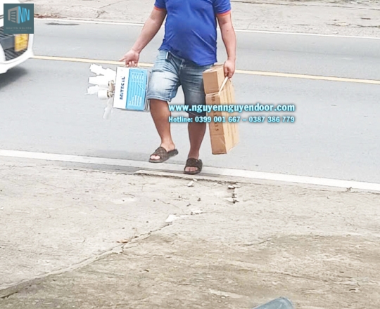 CỬA CUỐN LÁ BÍT CÔNG NGHỆ ĐỨC CÓ MẶT TẠI QUỐC LỘ 13