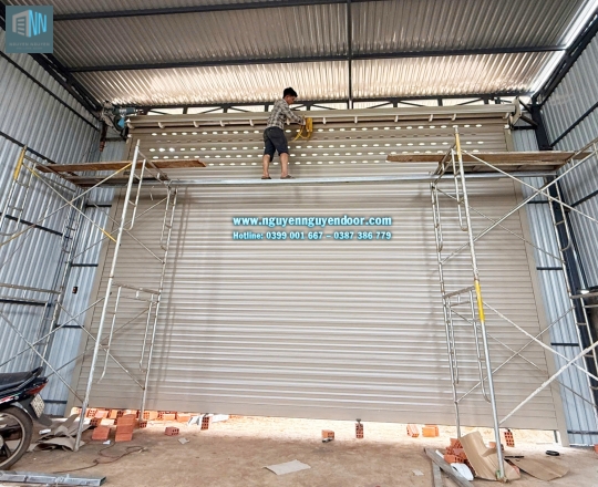 CỬA CUỐN LÁ BÍT CÔNG NGHỆ ĐỨC TẠI ĐẮK LẮK