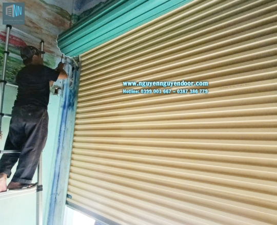 CỬA CUỐN TẤM LIỀN CÔNG NGHỆ ÚC SIÊU NHẸ