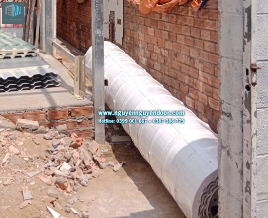 CỬA CUỐN TẤM LIÊN CÔNG NGHỆ ÚC VẬN HÀNH SIÊU NHẸ NHÀNG