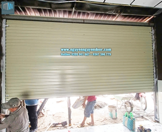 CỬA CUỐN TẤM LIỀN CÔNG NGHỆ ÚC TẠI ĐƯỜNG SỐ 17 LINH XUÂN THỦ ĐỨC