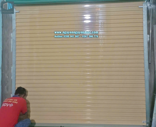 CỬA CUỐN TẤM LIỀN CÔNG NGHỆ ÚC TẠI 570 TÔ NGỌC VÂN THỦ ĐỨC